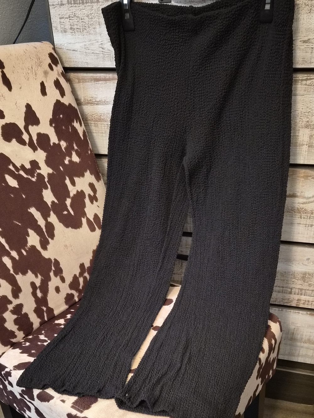 Black Textured Wide-Leg Lounge Pants